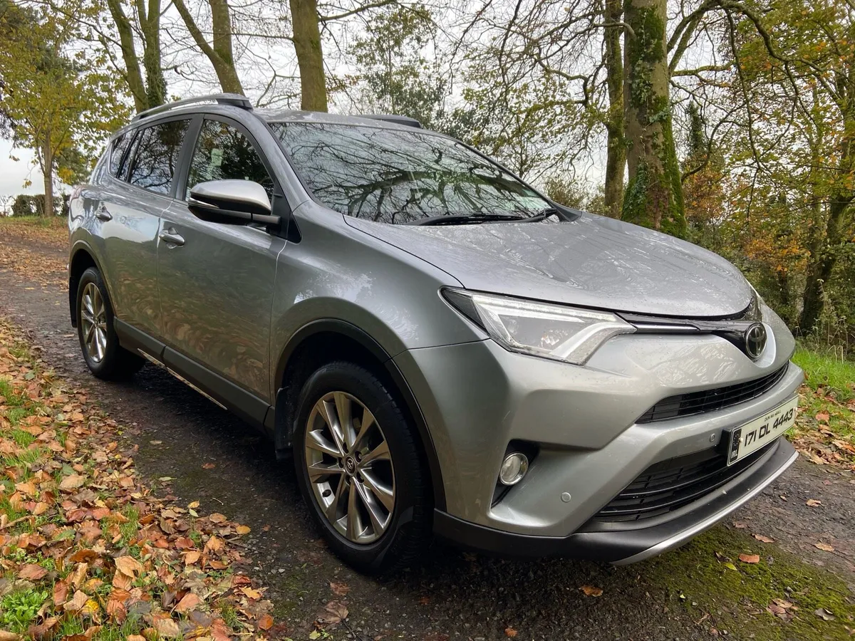 Toyota RAV4 - Image 2
