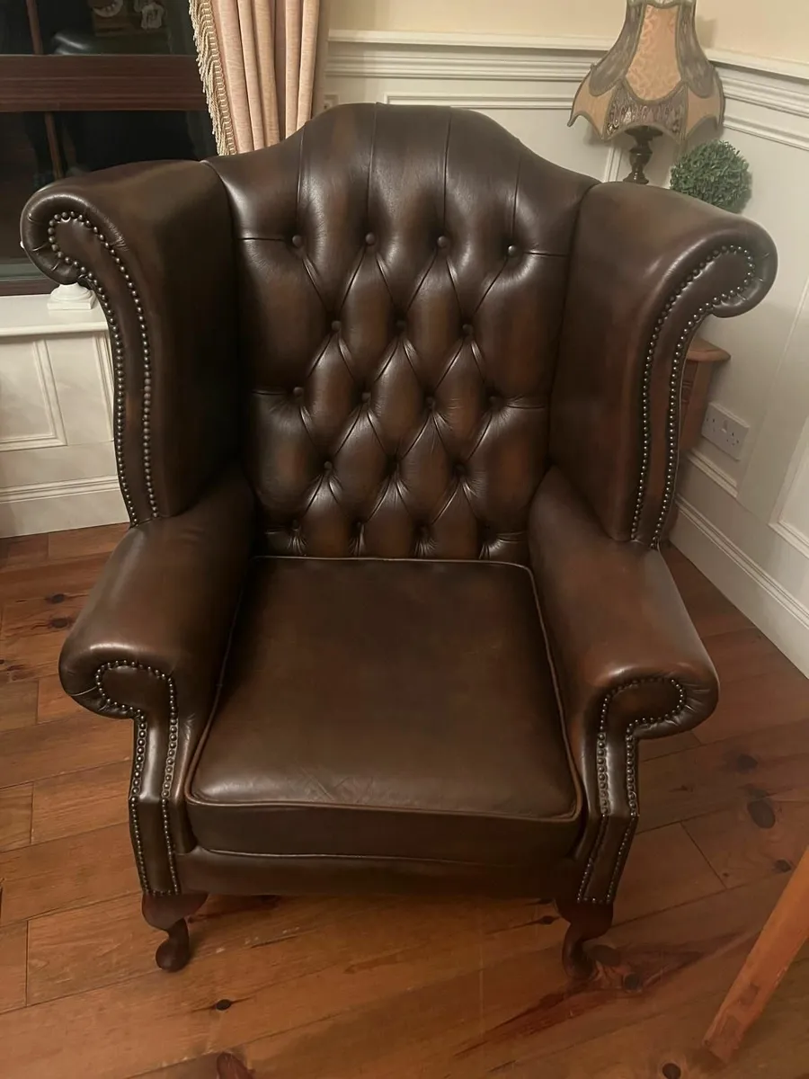 Antique Brown Leather Chesterfield Suite - Image 3