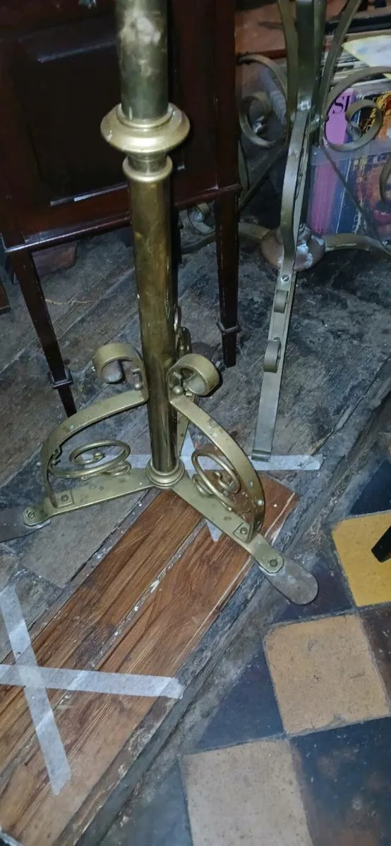 Antique brass stands - Image 2
