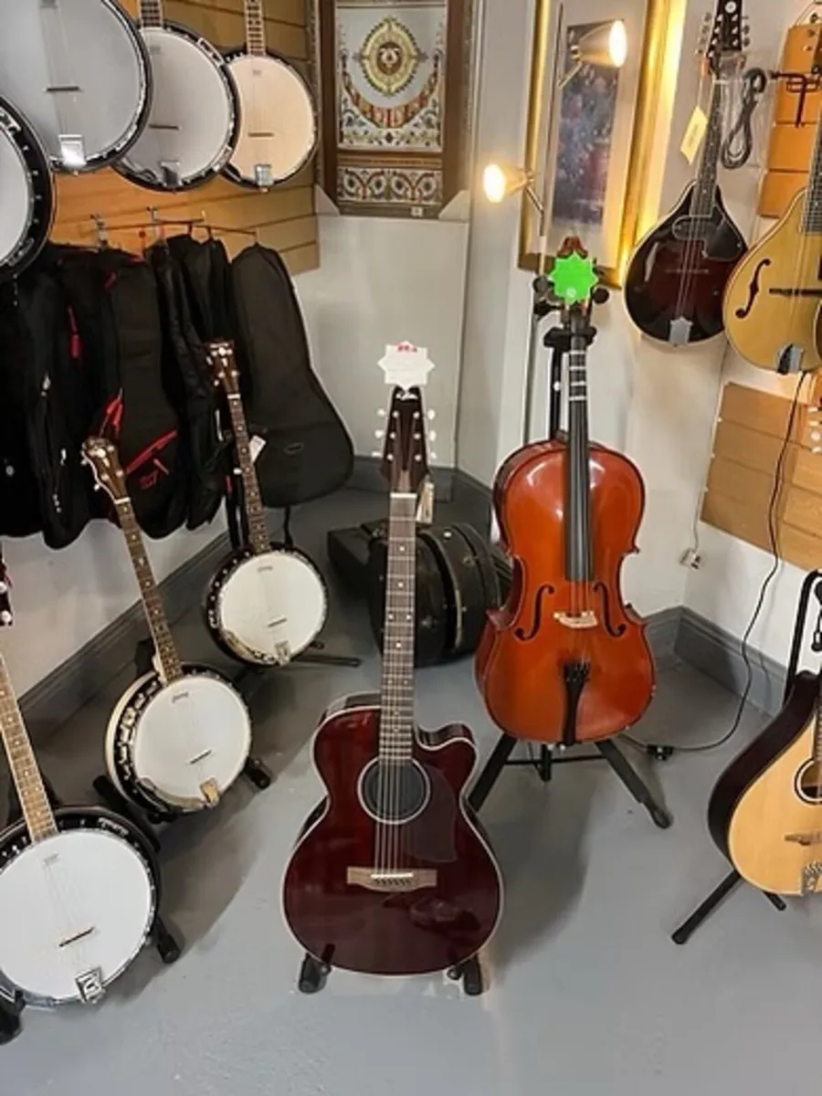 ACOUSTIC GUITARS FOR SALE @ THE MUSIC STORE CORK - Image 2