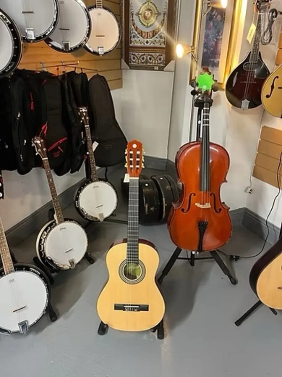 ACOUSTIC GUITARS FOR SALE @ THE MUSIC STORE CORK - Image 3