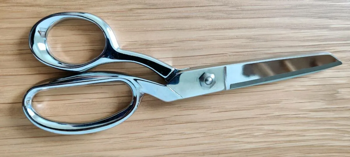 Dressmaker Scissors  7 inch - Image 2