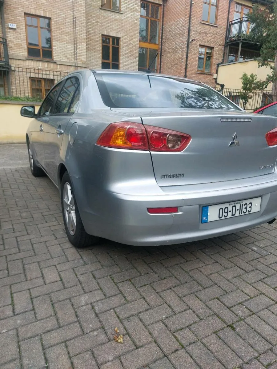Mitsubishi lancer - Image 4