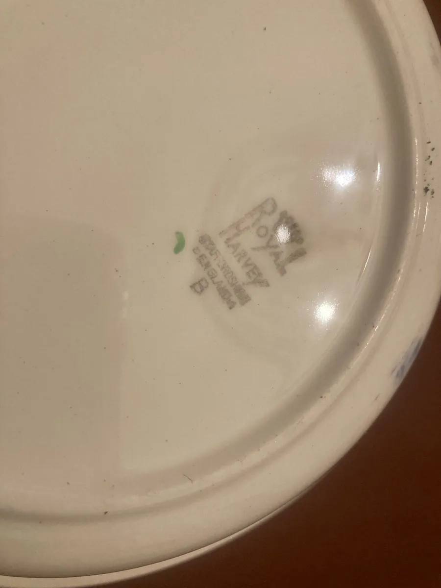 Royal Harvey Antique bowls - Image 3
