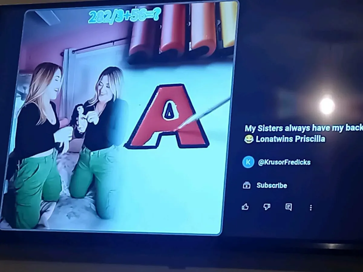 46 inch smart Tv - Image 2