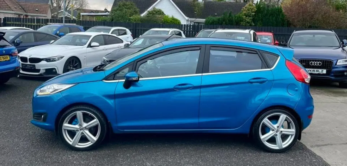 Ford Fiesta 2015 - Image 4