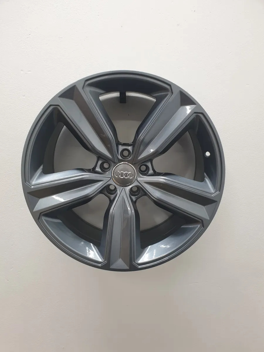 **Special** 19" Audi DS4 Style - Image 2