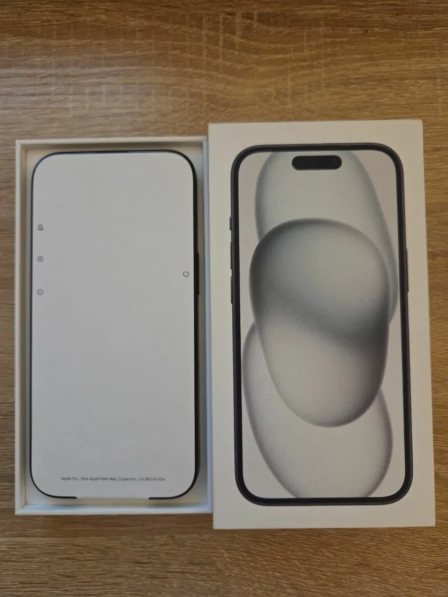 iPhone 15 black 128 GB new condition - Image 2