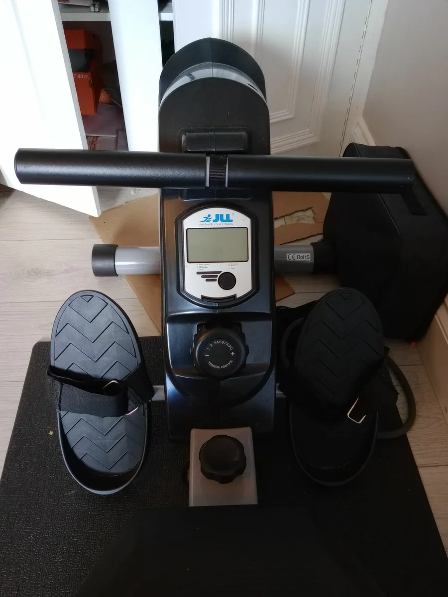 JLL Rowing Machine - Image 1