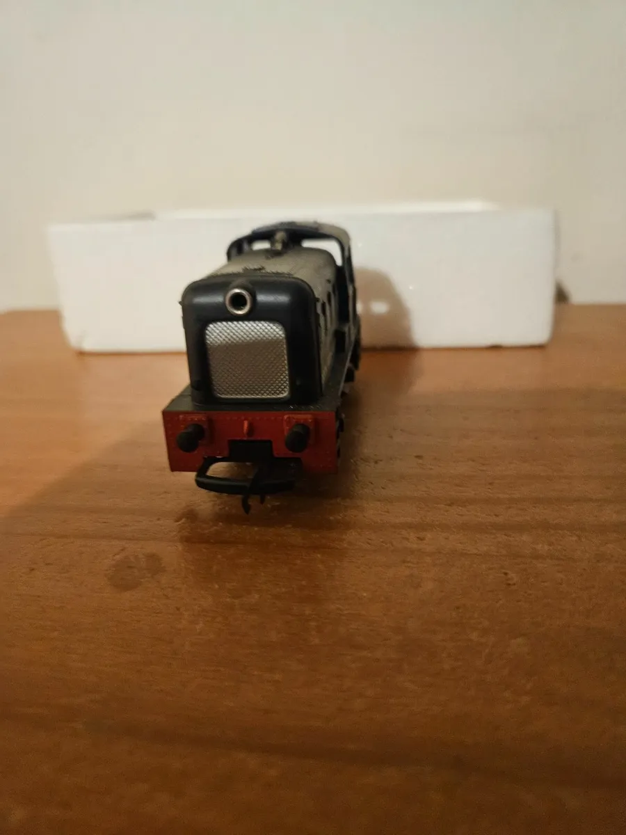 Hornby Triang OO Gauge Dock Shunter - Image 1