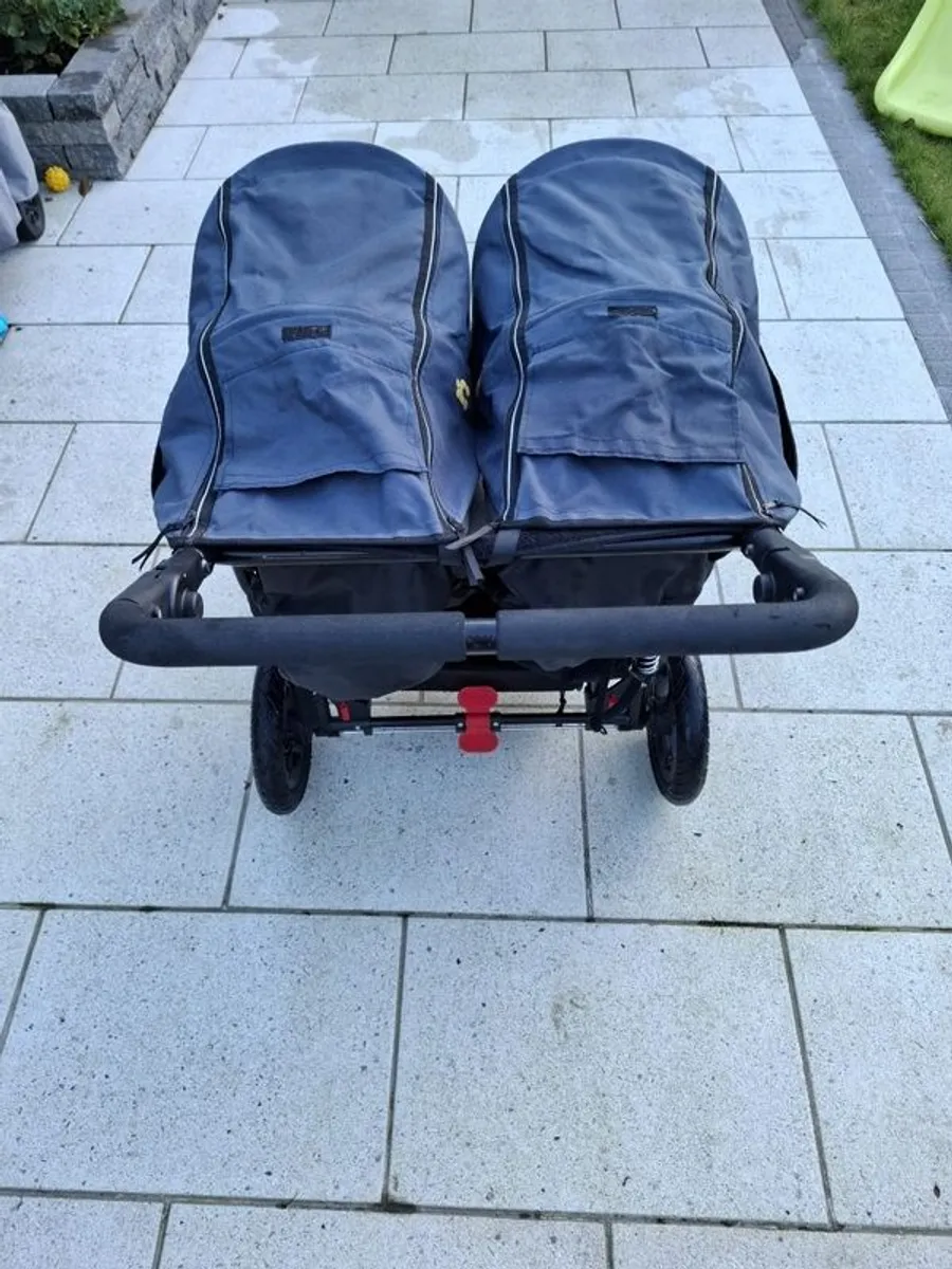 Out n about double buggie - Image 1