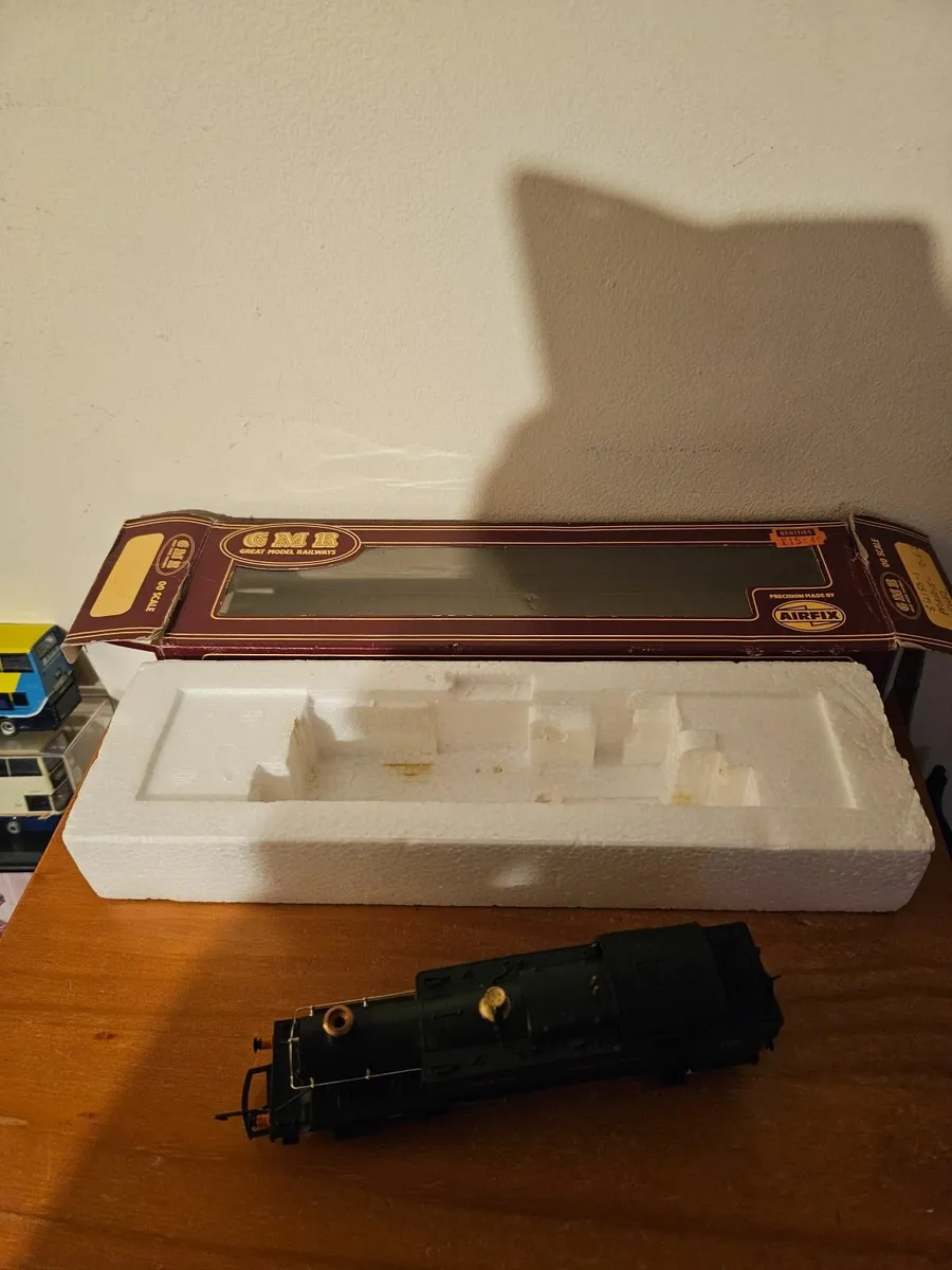 Hornby Airfix OO Gauge Tank Engine - Image 4