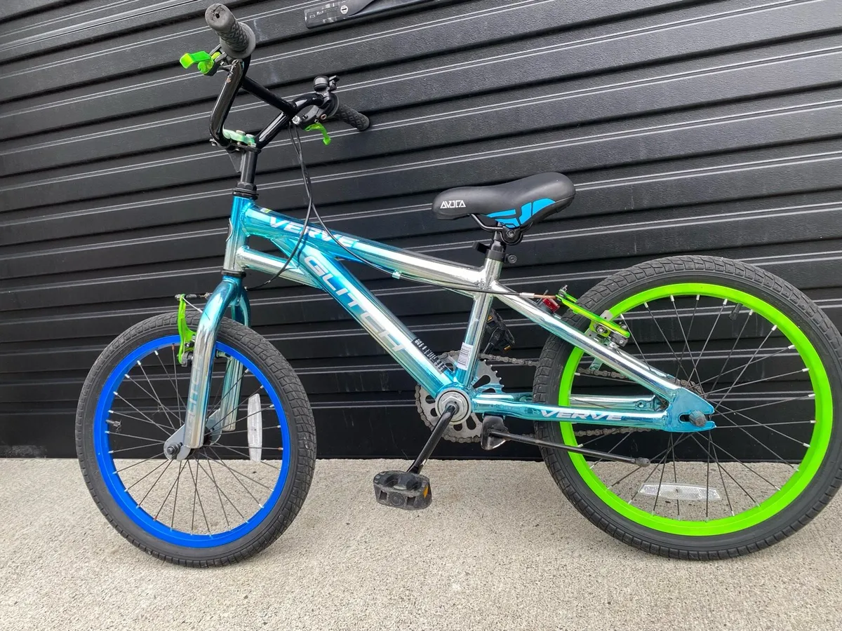 Boys bike - Image 1