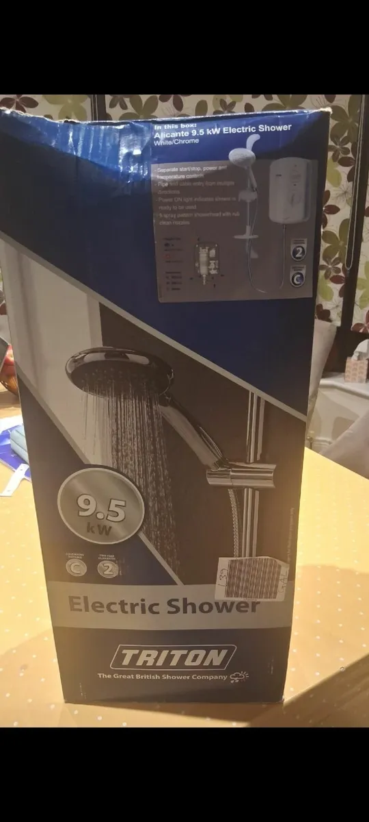 triton electric shower - Image 2