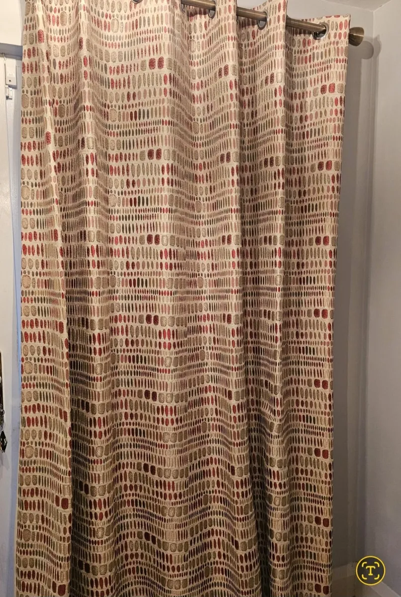 Curtains - Image 1