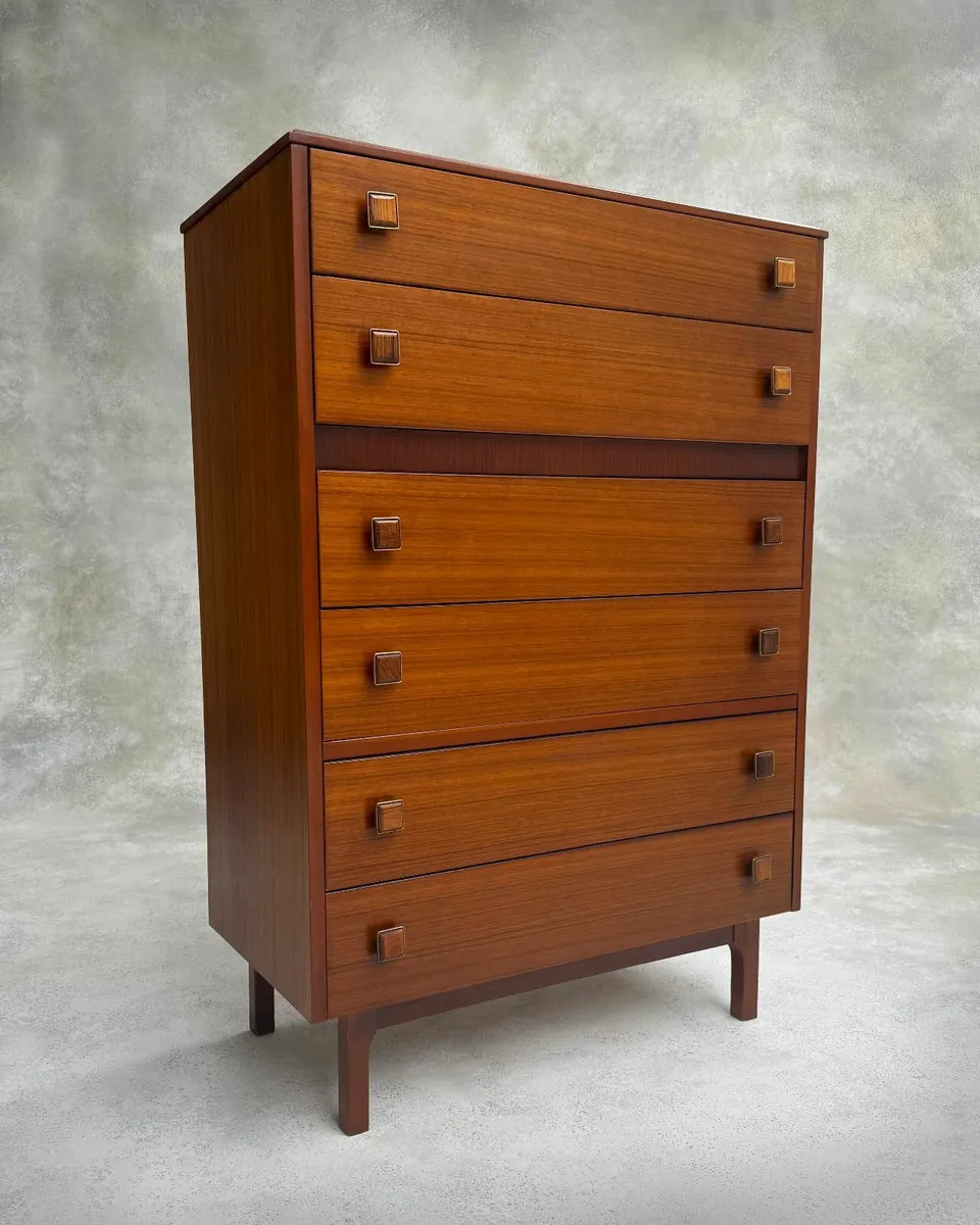 Mid-Century Chest of Drawers - Image 1