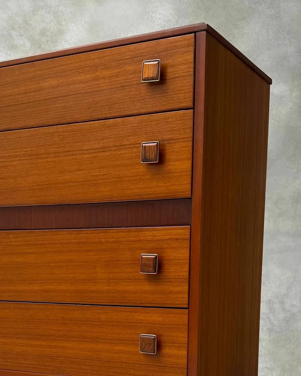 Mid-Century Chest of Drawers - Image 3