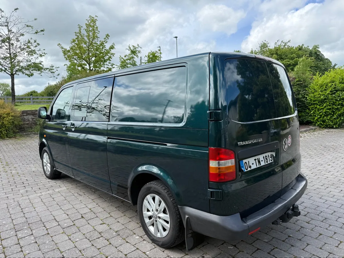 Volkswagen Transporter LWB Rear window NEW DOE2004 - Image 3