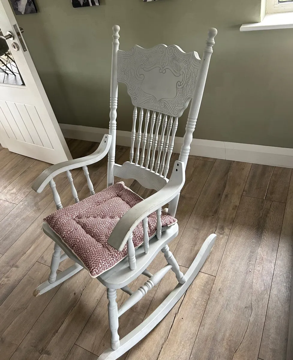 Rocking Chair - Image 2