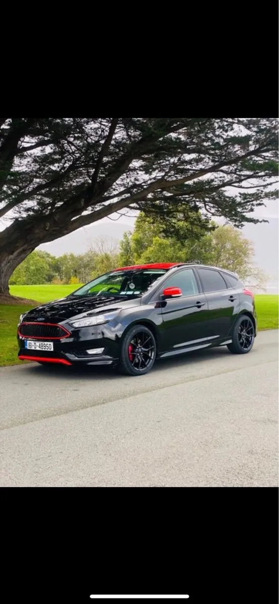 Ford Focus Zetec - Image 1