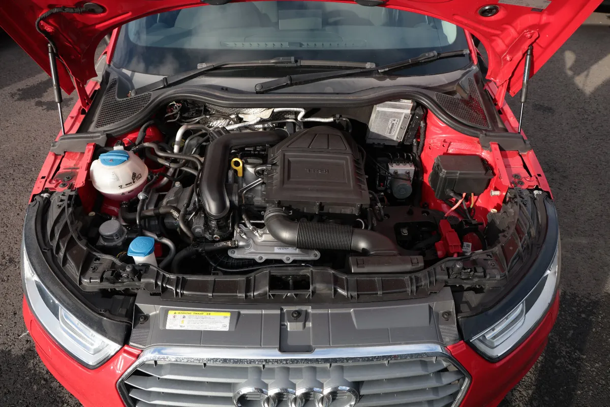 AUDI A1 2016 RED - Image 16