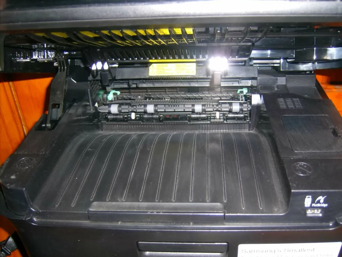 Samsung laser printer - Image 3
