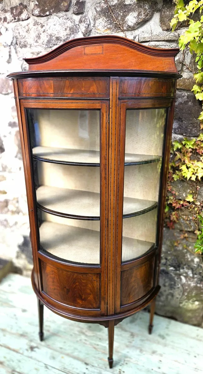 Edwardian Bow Fronted Display Cabinet- Circa 1900 - Image 3
