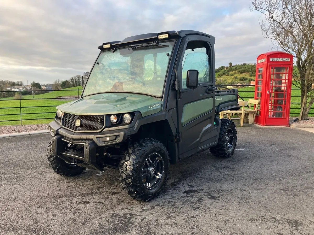 2021 John Deere Gator - Image 2