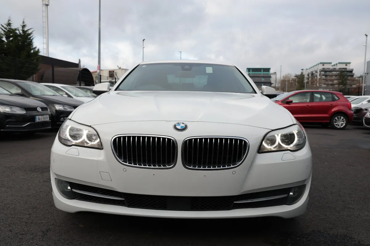 BMW 528 I 2012 WHITE - Image 1