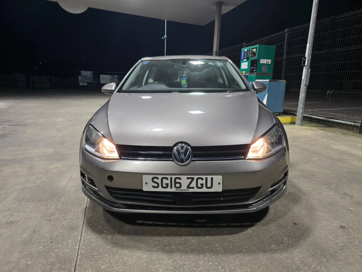 2016 Volkswagen Golf 1.6TDI - Image 2