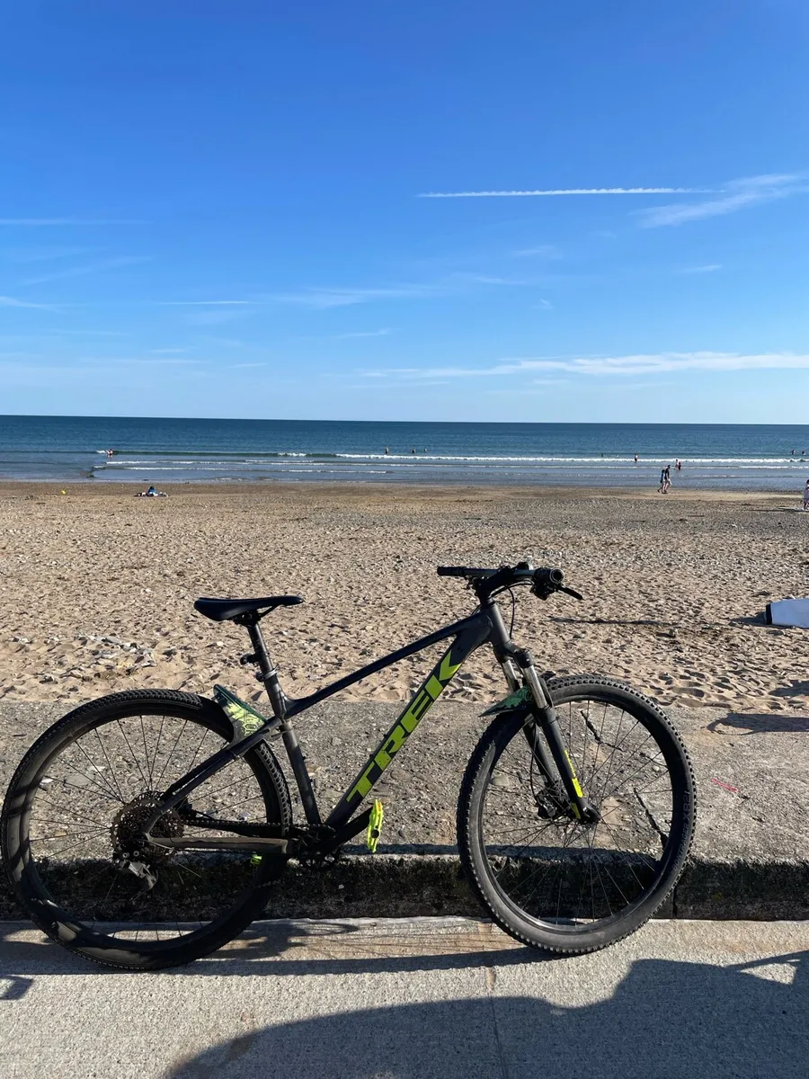 Trek Marlin 6 - Image 1