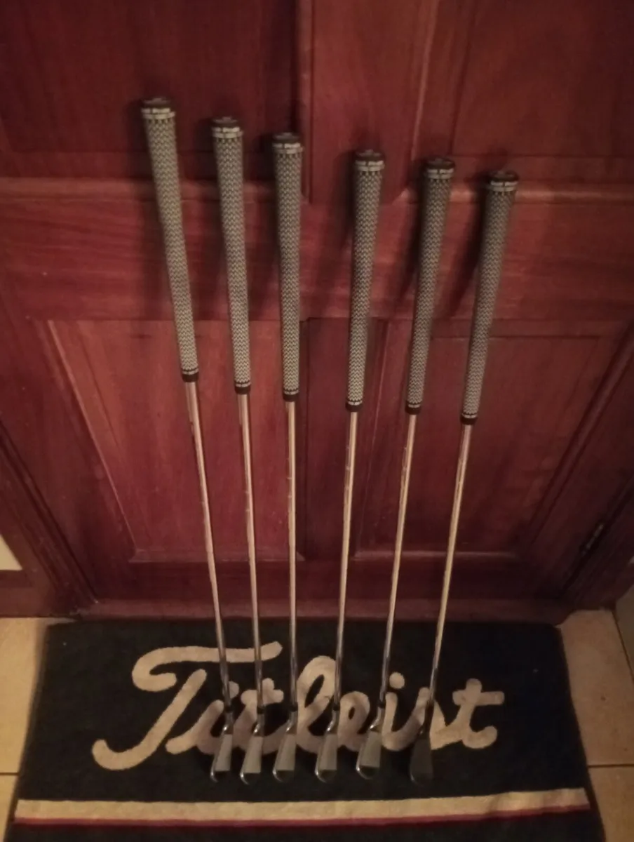 Titleist T100 Irons 5-9 + 46 Deg Vokey SM9 - Image 1