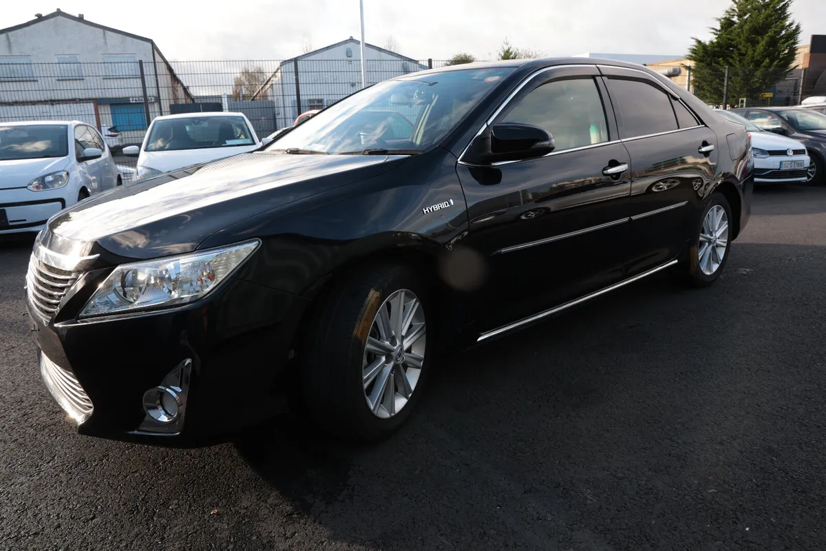 TOYOTA CAMRY BLACK 2014 HYBRID - Image 2