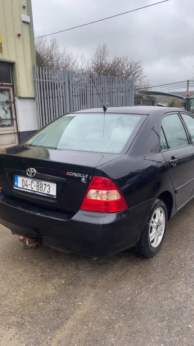 Toyota Corolla - Image 4