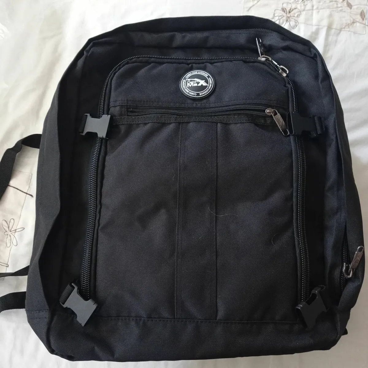 Cabin max 30 litre hand luggage bag NEW - Image 4