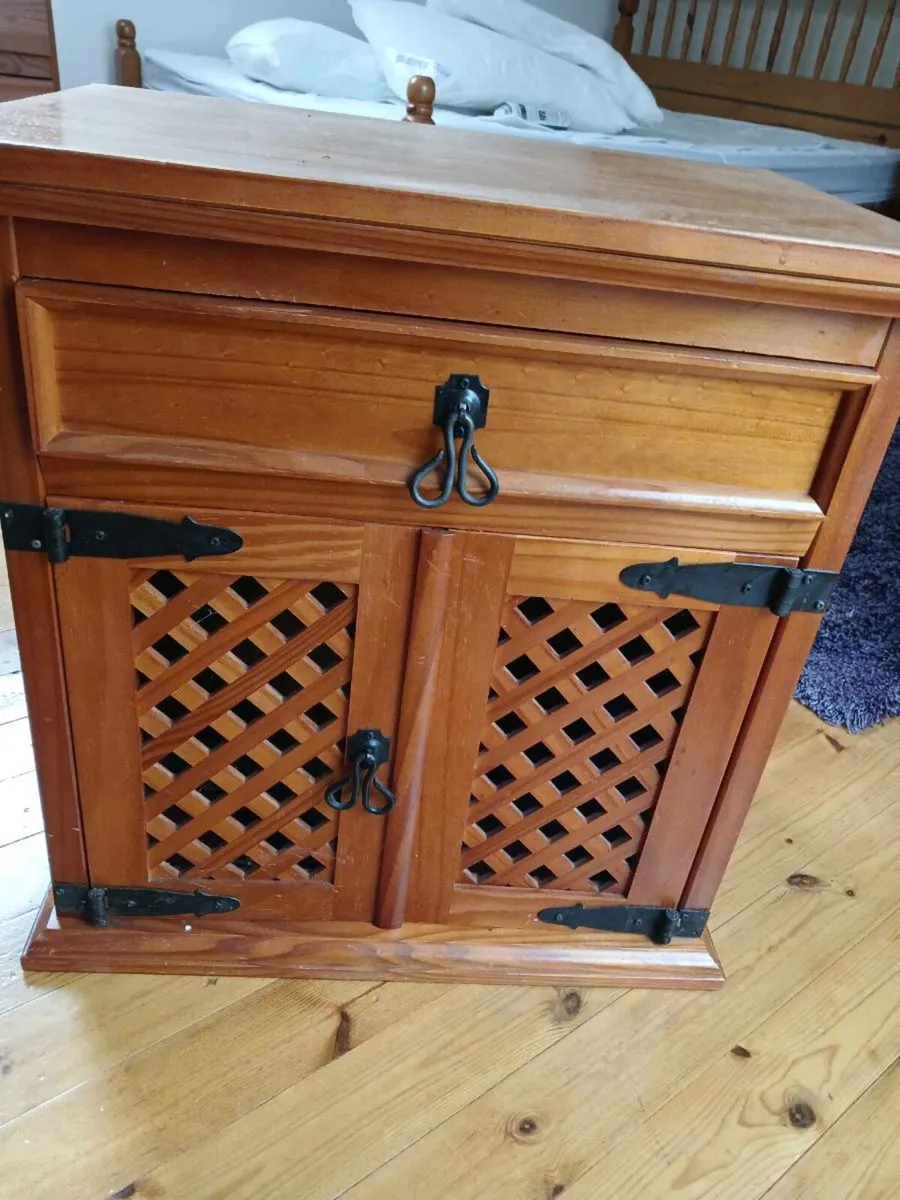 Bed side locker - Image 1