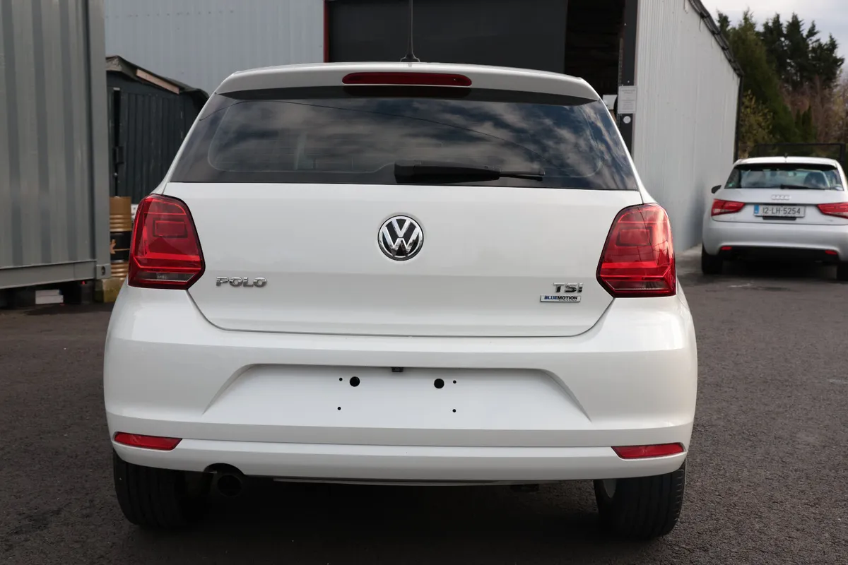 VOLKSWAGON POLO 2014 WHITE - Image 4