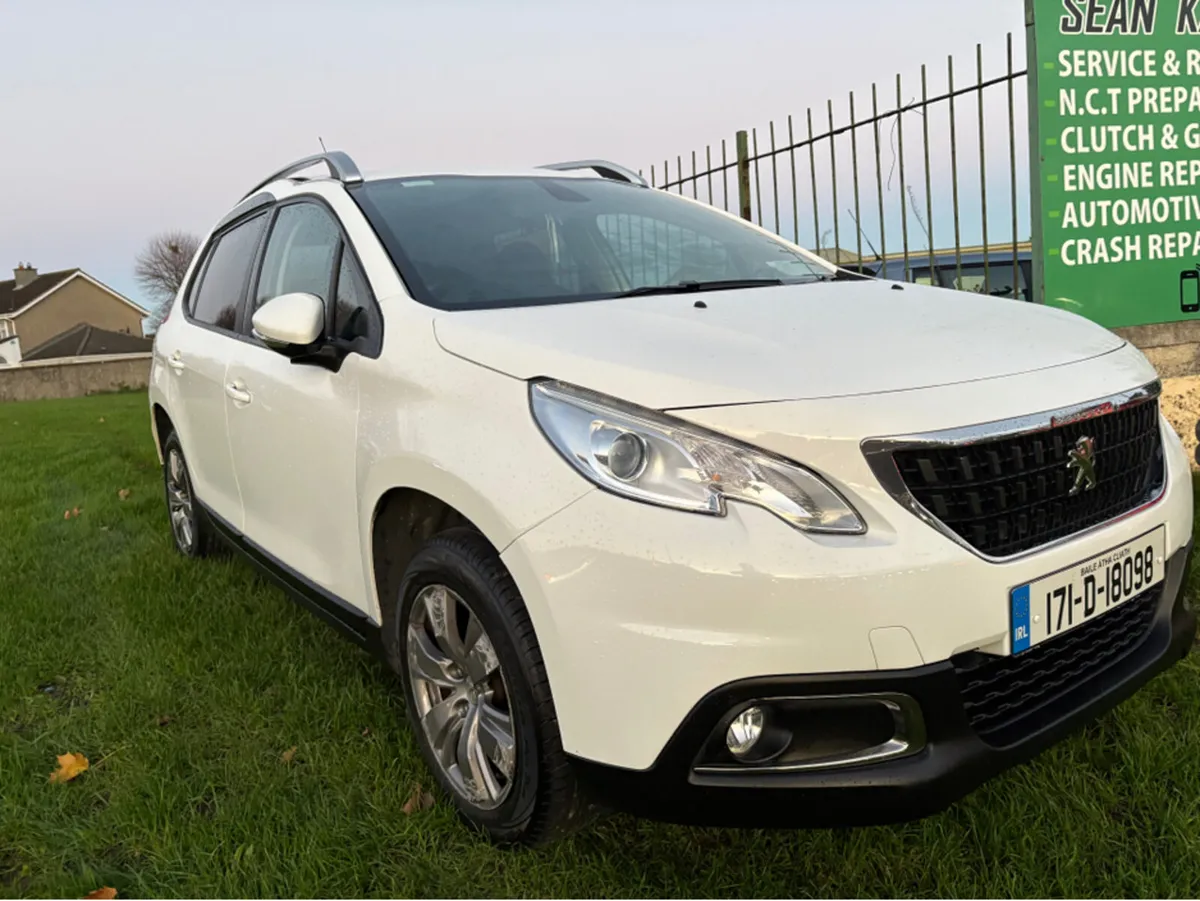 Peugeot 2008 ACTIVE 1.2 PURETECH 82 4DR - Image 1