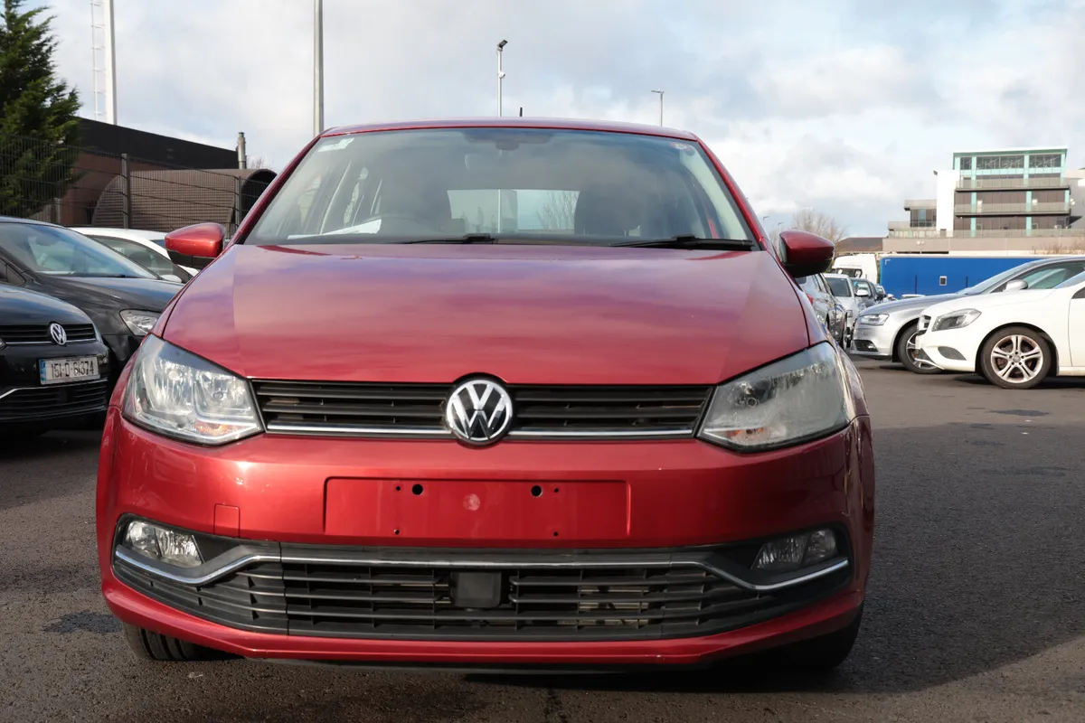 VOLKSWAGON POLO 2014 METALIC RED - Image 1