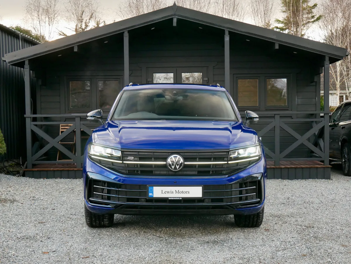 2025 Volkswagen Touareg R 462BHP *DELIVERY MILES* - Image 2