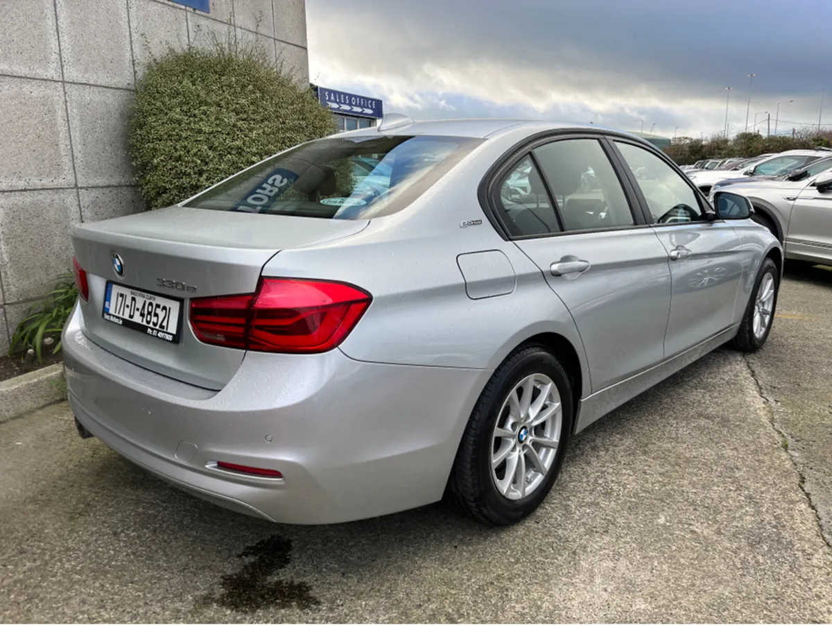 BMW 3-Series 330e SE AUTOMATIC PHEV 2.0 PETROL - Image 4