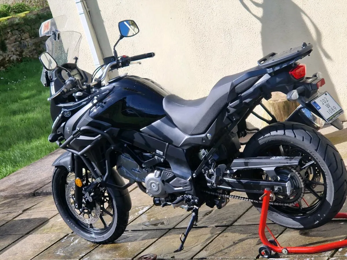 Suzuki VStrom Dl650 - Image 2