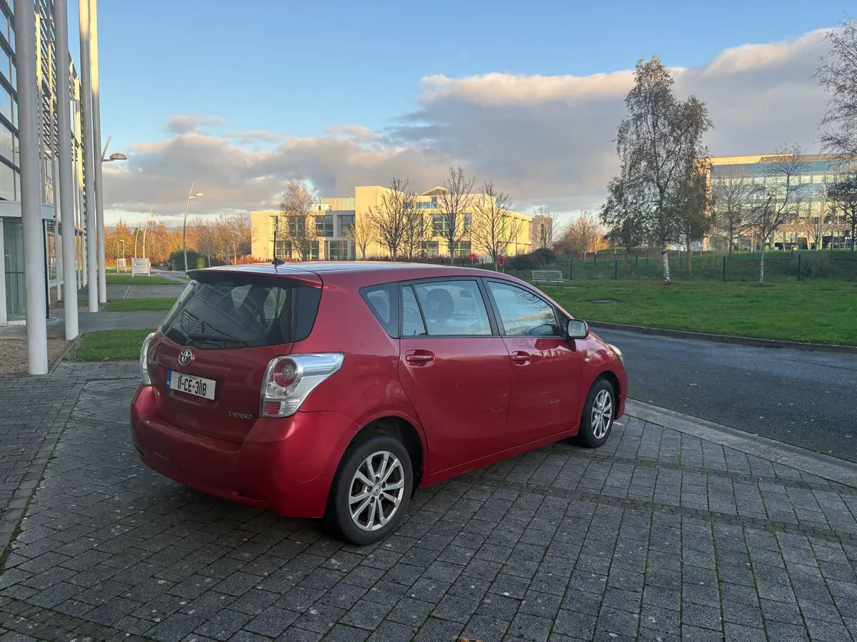 2011 Toyota corola verso 7 seter  nct 06/26 - Image 4