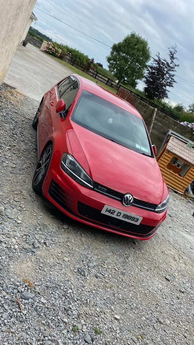 Volkswagen Golf 2014 - Image 1
