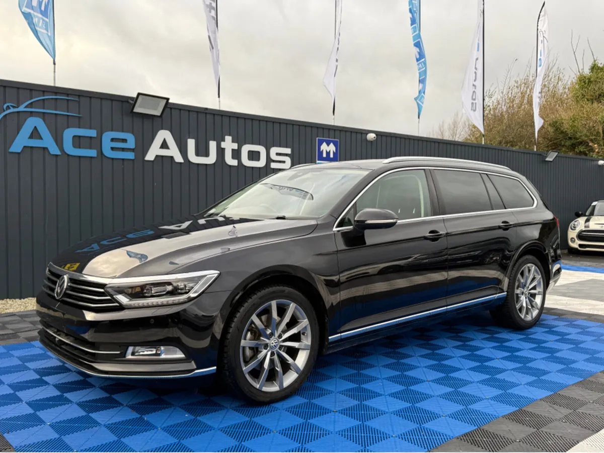 Volkswagen Passat HIGHLINE - 2.0L DIESEL - AUTO - - Image 4