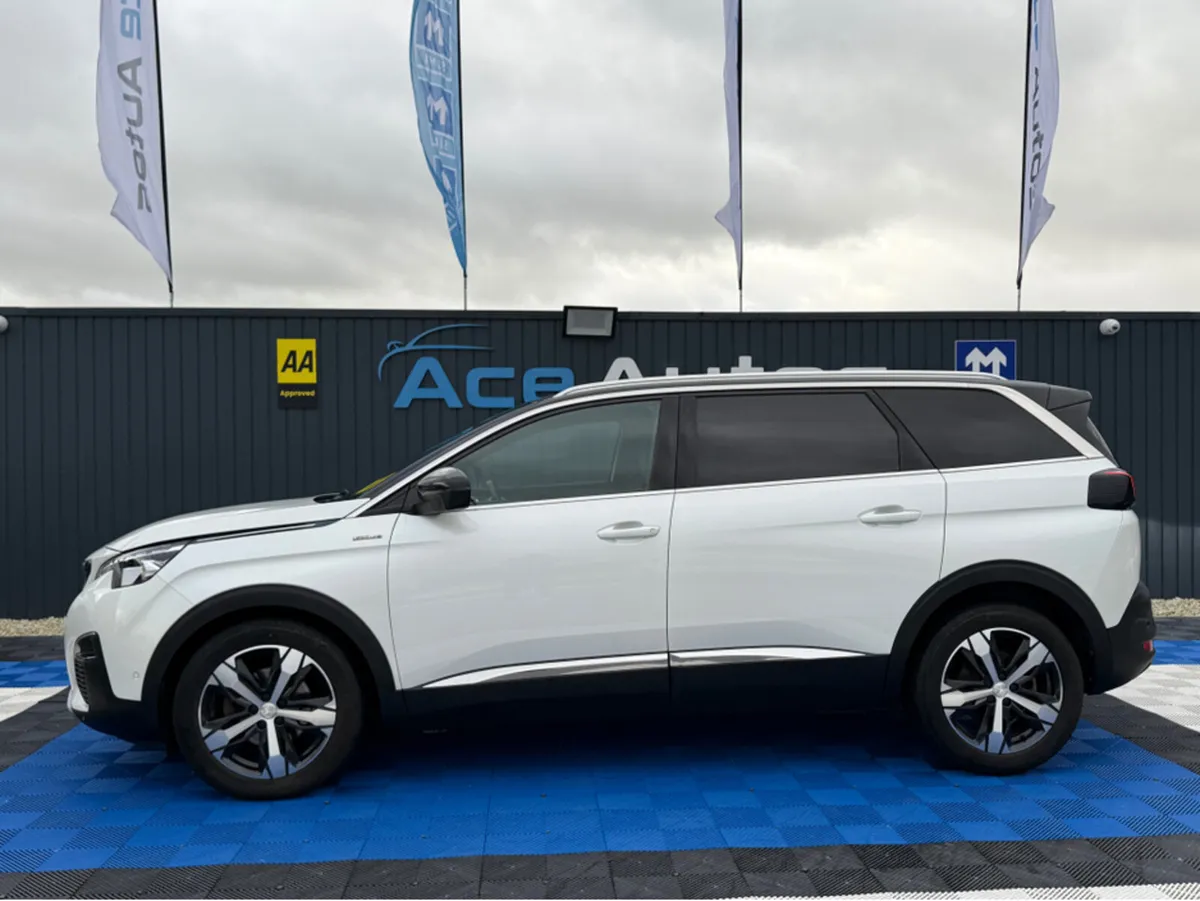 Peugeot 5008 GT-LINE - 2.0L DIESEL - 7 SEATS - AUT - Image 4