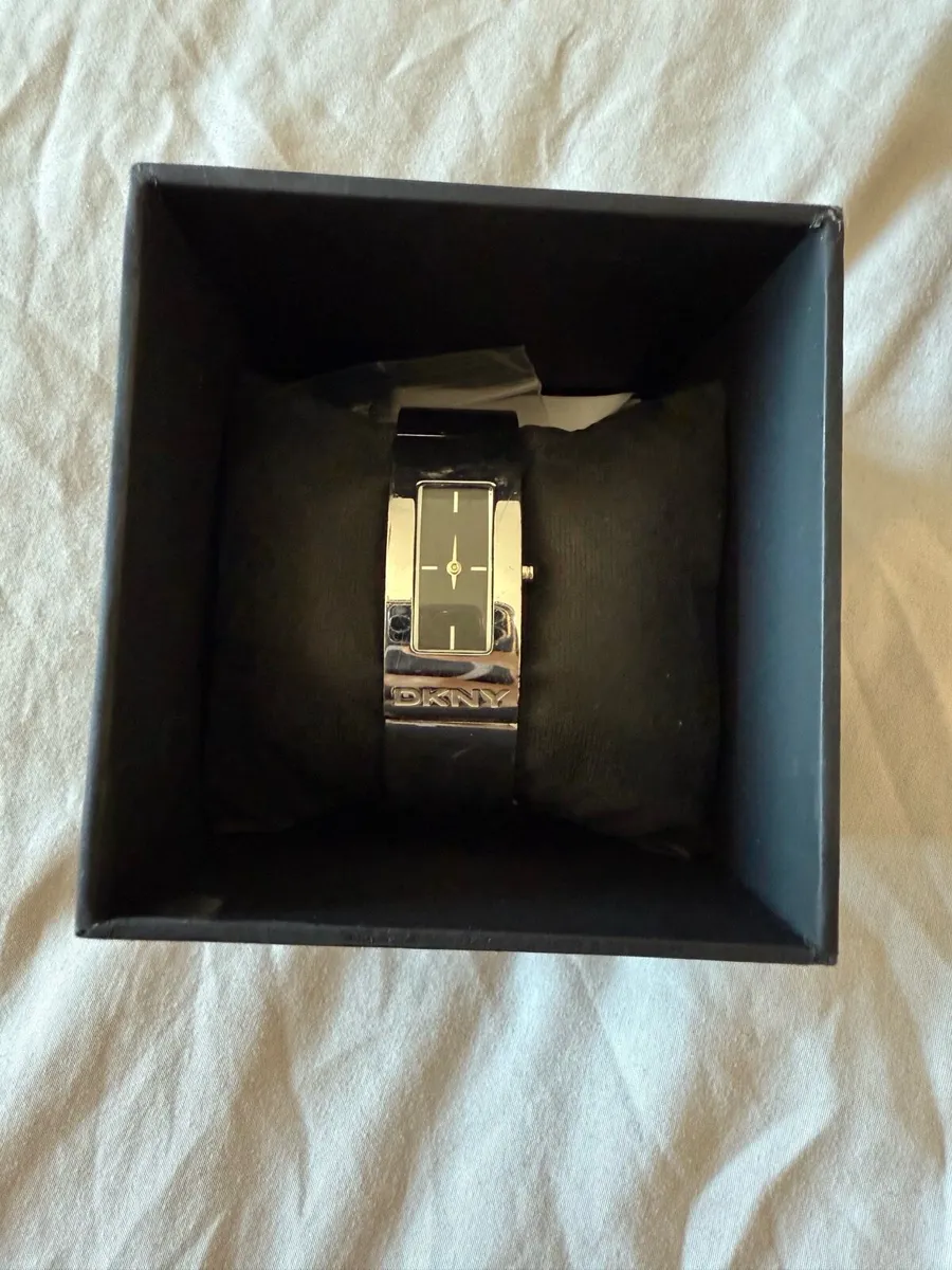 DKNY silver watch - Image 3