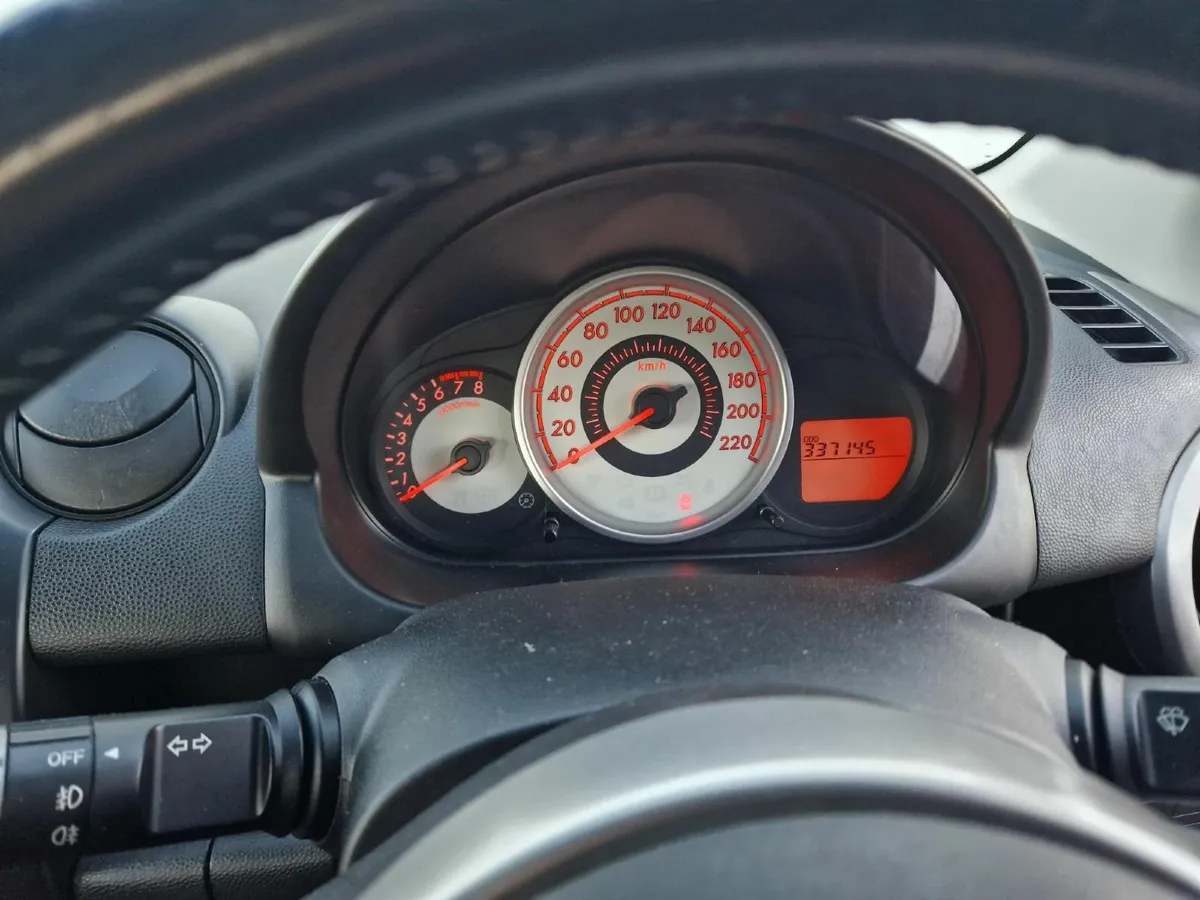 Mazda 2 SPORT SE 2008 - Image 3