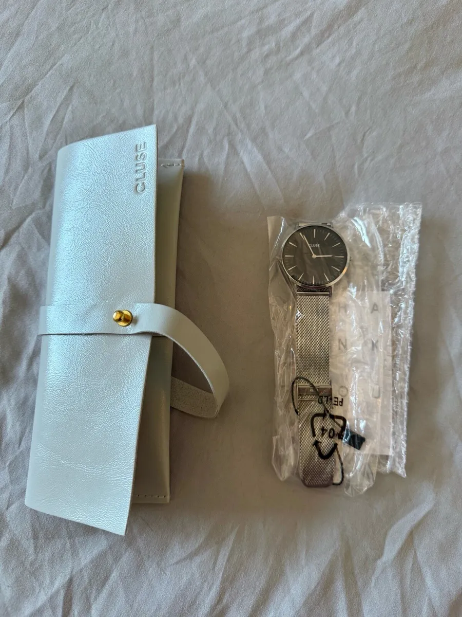 Brand new CLUSE watch, silver and black - Image 4