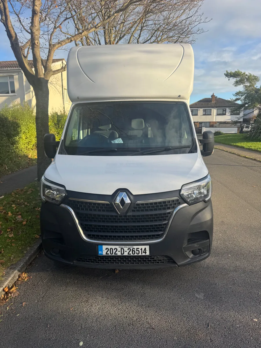 Renault Master Lowloader with Brand New Body - Image 3